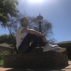 Add me on IG @_bluewavee